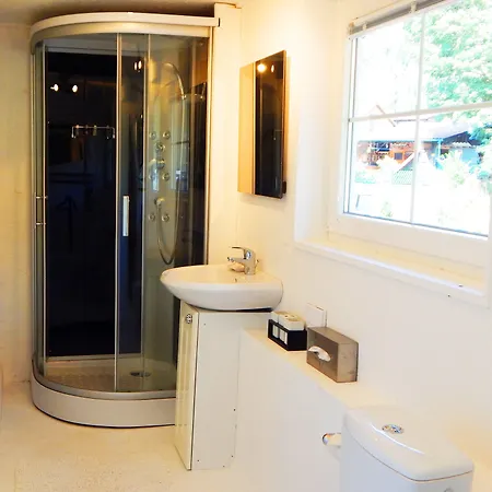 Black & White Bromberg