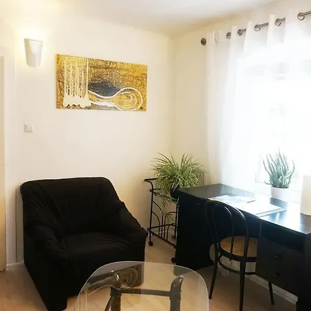 Feriehus Black & White