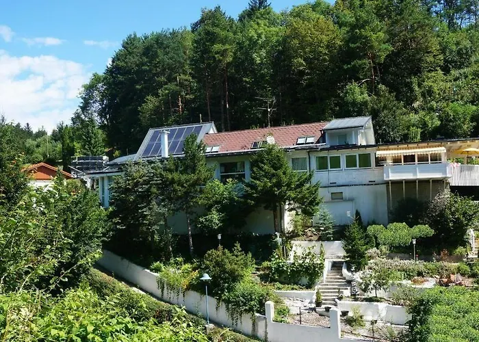 Black & White Bromberg